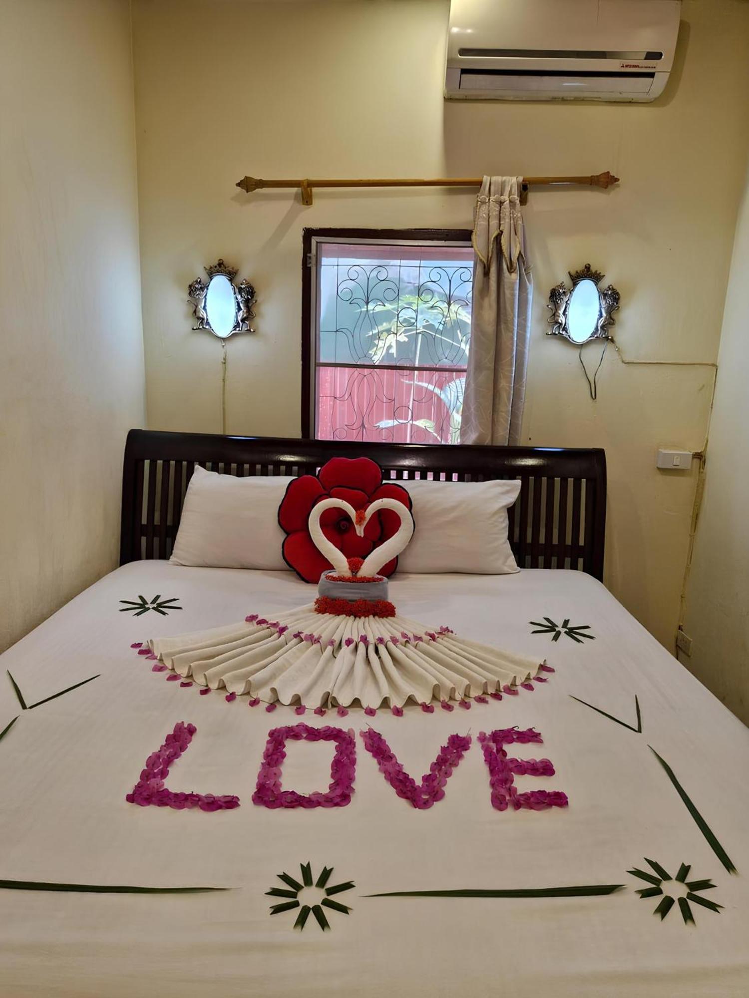 Sakura Wood House Hotel Luang Prabang Exterior photo